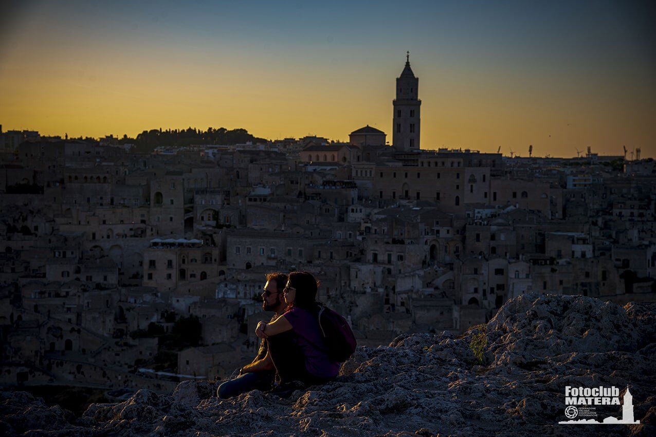 IN ATTESA DEL TRAMONTO
